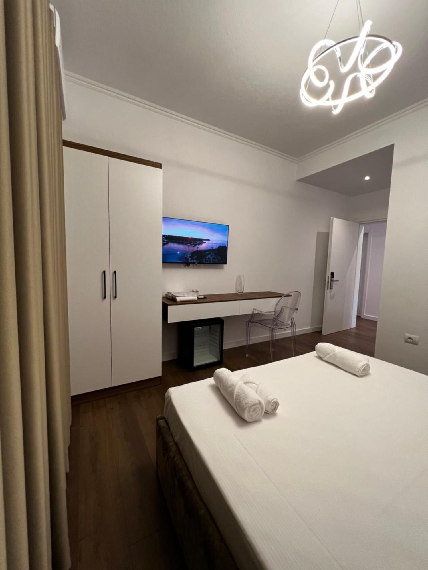 Villa Niku Берат Екстериор снимка