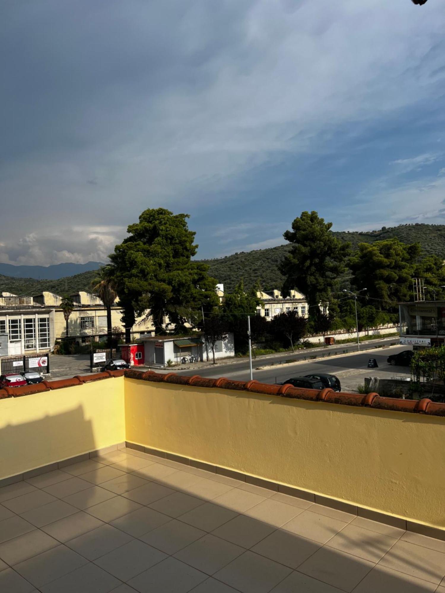 Villa Niku Берат Екстериор снимка